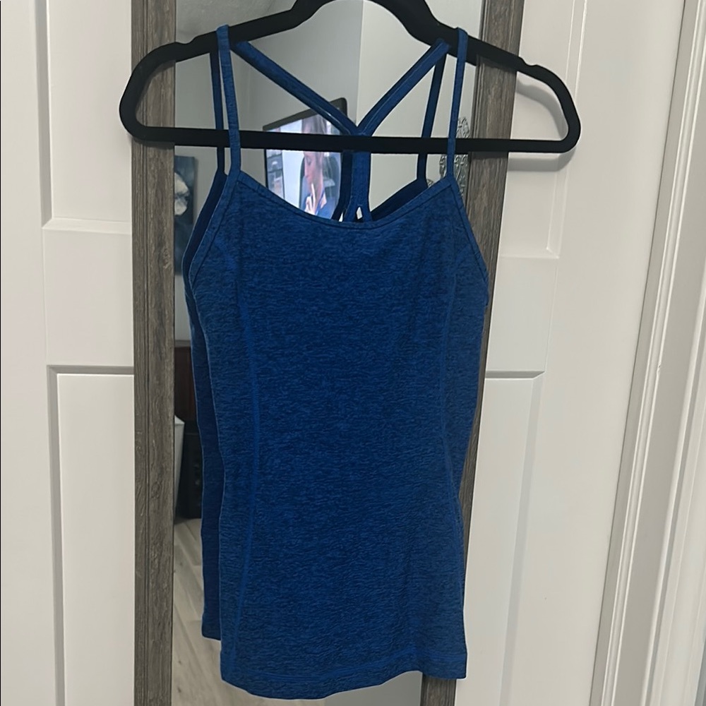 Under Armour Blue Sleeveless Fitted Camisole